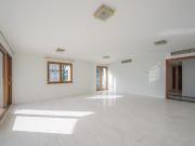 AMPIO APPARTAMENTO IN PRIMA FILA LAGO