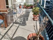 Ampio appartamento ultimo piano con posto auto