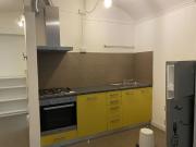 ampio bilocale in affitto ristrutturato semiarredato