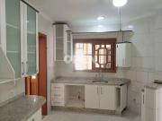 Ampla Casa com 4 Dormitórios e 320m² no Bairro Moinhos...