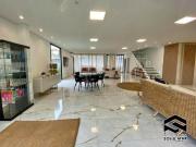 AMPLA CASA EM CONDOMÍNIO FECHADO!