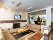 Ampla Casa no Brooklin / 4 suites / 5 vagas com jacuzzi...