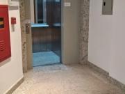 Ampla sala comercial na Ponta Aguda