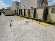 Amplia casa 3 dormitorios en Tumbaco