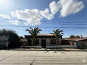 Amplia casa 6 dormitorios