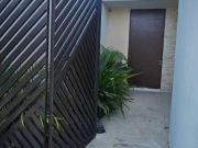 | Amplia casa amueblada, en renta. |