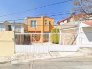 AMPLIA CASA CERCA DEL COSMOVITRAL Y LA CATEDRAL