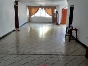 AMPLIA CASA COMERCIAL EN LA CAMPIÑA VENTA