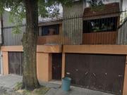 QMAX Amplia Casa en Remate en Campestre Churubusco