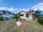 Amplia casa con área verde de venta, Sector vía Cuenca...
