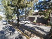 Amplia Casa con Departamento integrado de 4 recamaras en...