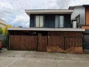 Amplia casa con departamento interior Villarrica