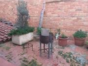 AMPLIA CASA CON GARAJE / LOCAL JUNTO AVENIDA MATADEPERA...