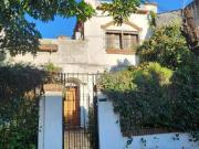 AMPLIA CASA DE 6 AMBIENTES CON PATIO Y TERRAZA EN VENTA....