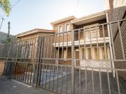 Amplia Casa con pileta. en Zona de Alta Demanda