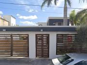 Amplia casa, con Ubicación privilegiada y Gran...