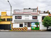 AMPLIA CASA CON USO DE SUELO EN VENTA EN LA COL. CLAVERÍA
