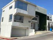 Amplia casa de 4 recamaras amueblada en Privada en Santa Fe