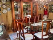 Amplia casa en 2 niveles con hermoso jardín de 100 m2 y...