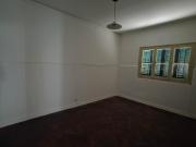 Amplia casa en alquiler en ciudad