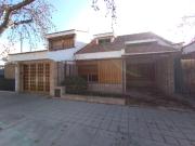 Amplia casa en alquiler en las heras