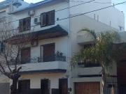 Amplia casa en altos, PH entrada indep. Muy Buena