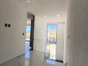 amplia Casa en altozano acabados de lujo