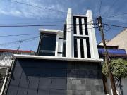 Amplia casa en calle cerrada – Colonia Petrolera Taxqueña.