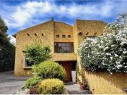 Amplia casa en Condominio cerrado La Reina