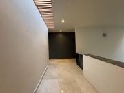 Amplia casa en Lomas Country