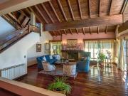 AMPLIA CASA EN MELIPAL KM 3