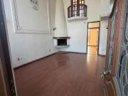 Amplia casa en privada frente a parque