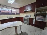 Amplia casa en renta con hermoso jardín $65,000