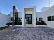 amplia casa en renta, zona temozon