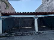 Amplia casa en Salagua con 2 recámaras, 2 baños y gran...