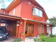 Amplia Casa en Sector Central de Talagante