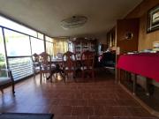 Amplia casa en VENTA