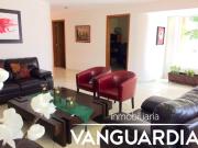 Amplia casa en venta con estudio en PB. Cumbres del...