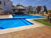 Amplia Casa en Venta de 3 recámaras en Fracc Real del...