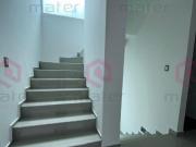 Amplia casa en venta en Colinas de Juriquilla – 4...