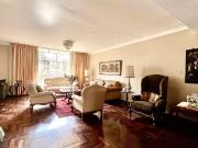 Amplia Casa en Venta en el límite de Lince y San Isidro