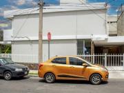 Amplia Casa en Venta en esquina de Av.Circuvalación y...