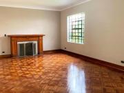 AMPLIA CASA EN VENTA EN ESQUINA EN SAN ISIDRO CON BUEN...