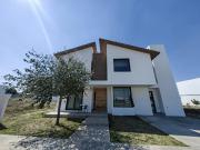 Amplia Casa En Venta En Fraccionamiento Lagos...