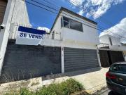 AMPLIA CASA EN VENTA EN LA COLONIA PRADOS AGUA AZUL,...