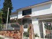 AMPLIA CASA EN VENTA EN LOMA DORADA CON VISTA A LOS ARCOS
