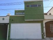 Amplia casa en venta en Misión San Carlos
