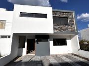 Amplia Casa en Venta en Preserve Juriquilla, Querétaro Amplia Casa en Venta en Preserve Juriquilla, Querétaro