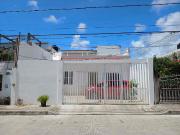Amplia casa en venta en Región 230