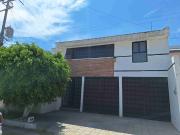 Amplia casa en Venta Fraccionamiento Arboledas de San...